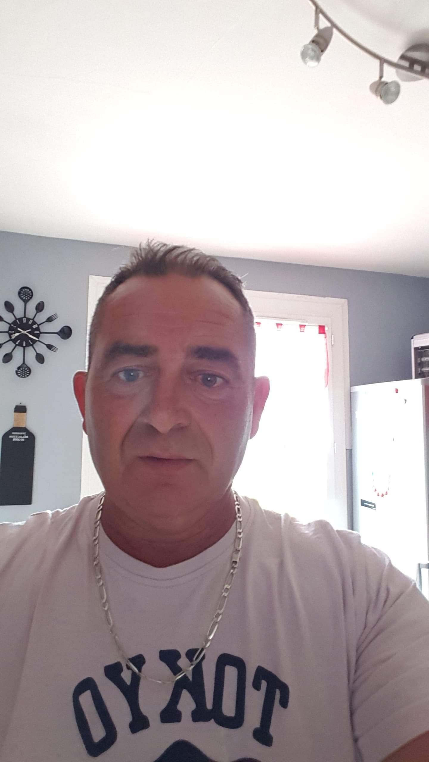 Abdelhakim - Bully - Rhône | Plan cul